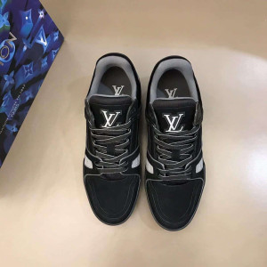 LOUIS VUITTON LV 408 TRAINERS IN SUEDE & GRAY FLANNEL - LV222
