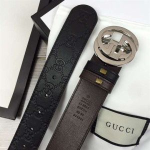 GUCCI SIGNATURE BELT WITH SILVER G BUCKLE - B49