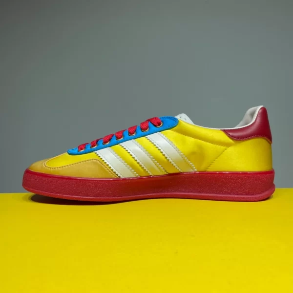 ADIDAS X GUCCI GAZELLE LOW-TOP SNEAKERS IN YELLOW AND RED – GC183