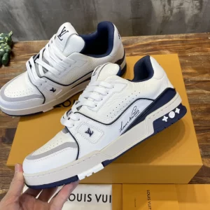 LOUIS VUITTON LV TRAINER SNEAKERS IN WHITE AND NAVY BLUE – LSVT353