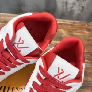 LOUIS VUITTON RIVOLI LOW-TOP SNEAKERS IN WHITE AND RED – LSVT371