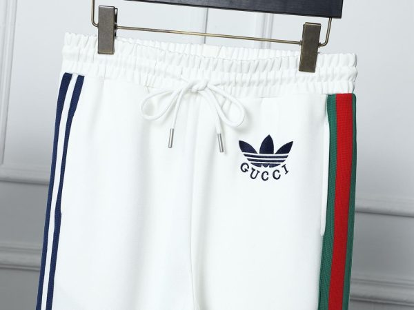 Adidas x Gucci viscose zip-up jacket in white - GJ034