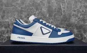 DOWNTOWN LEATHER SNEAKERS IN WHITE AND LACQUER BLUE- PRD011