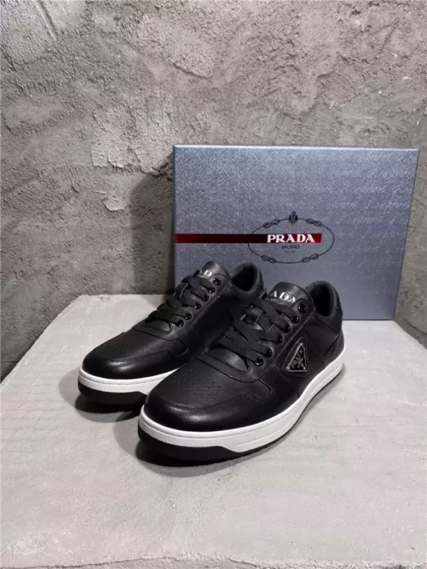 PRADA DOWNTOWN LEATHER SNEAKERS - PRD037