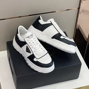 PRADA LEATHER SNEAKERS - PRD032