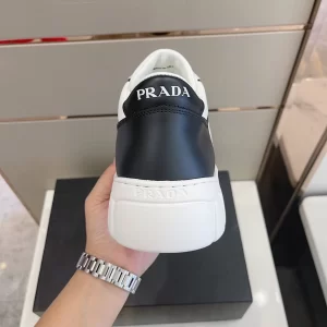 PRADA LEATHER SNEAKERS - PRD032