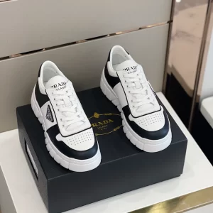 PRADA LEATHER SNEAKERS - PRD032