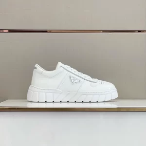 PRADA LEATHER SNEAKERS - PRD033