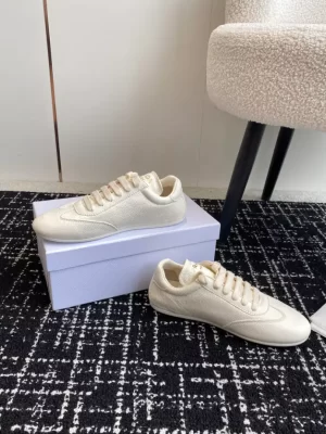 PRADA LEATHER SNEAKERS - PRD034