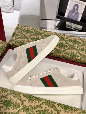 MEN'S GUCCI ACE SNEAKER WITH WEB - GC247