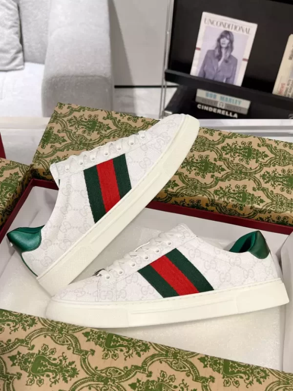 WOMEN'S GUCCI ACE SNEAKER WITH WEB - GC249