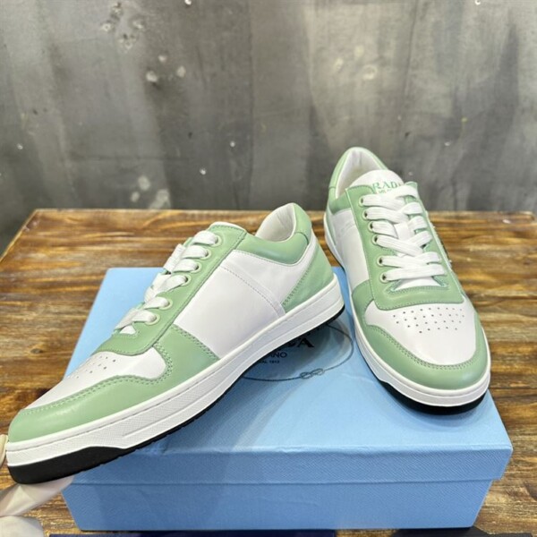 PRADA DOWNTOWN LEATHER SNEAKERS - PRD088