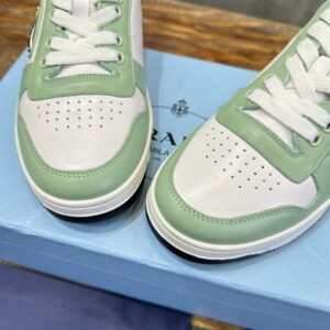 PRADA DOWNTOWN LEATHER SNEAKERS - PRD088