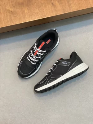 PRADA SNEAKERS - PRD050