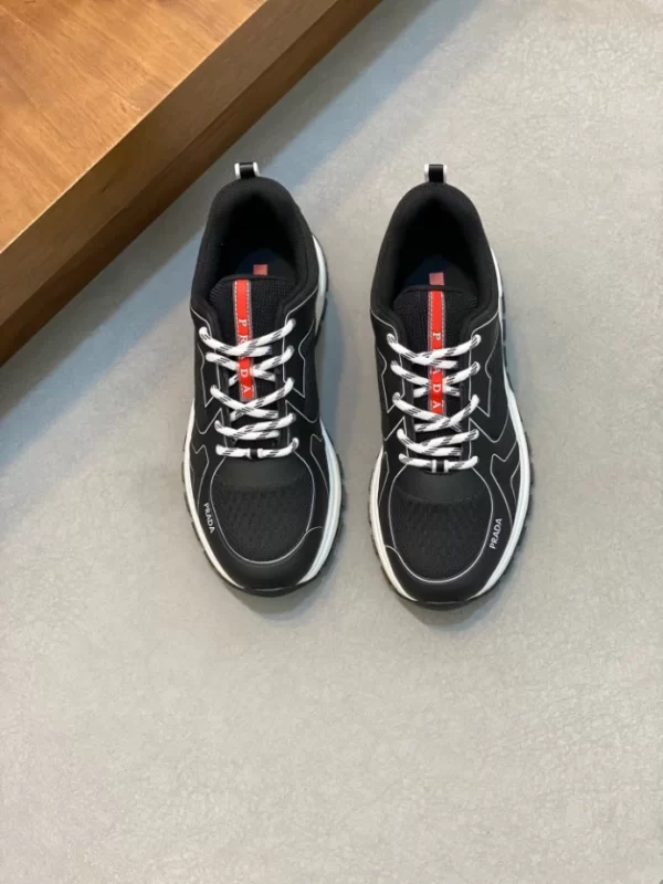 PRADA SNEAKERS - PRD050