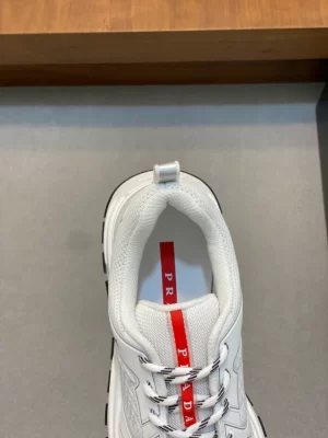 PRADA SNEAKERS - PRD051