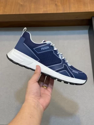 PRADA SNEAKERS - PRD052