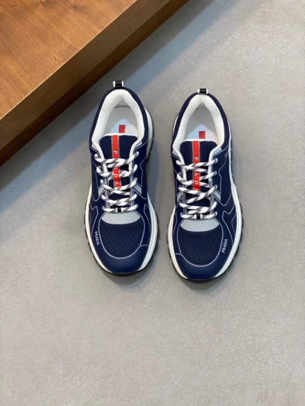 PRADA SNEAKERS - PRD052