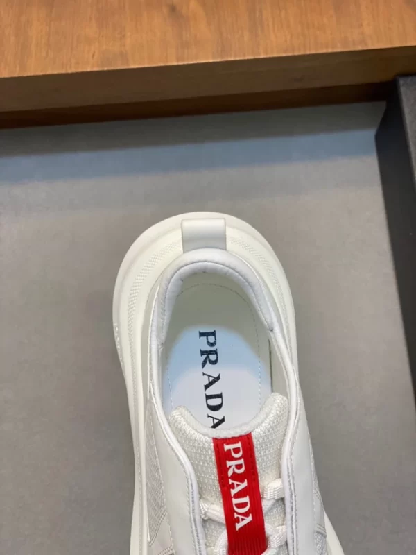 PRADA SNEAKERS - PRD056