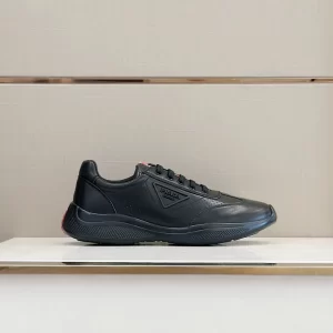 PRADA SNEAKERS - PRD070