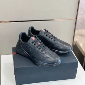 PRADA SNEAKERS - PRD070