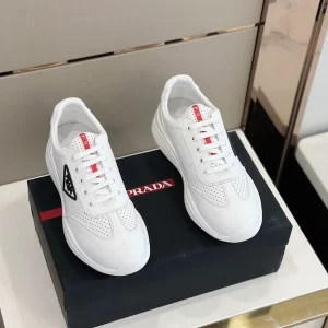 PRADA SNEAKERS - PRD071