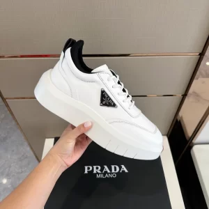 PRADA SNEAKERS - PRD072