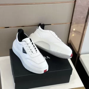 PRADA SNEAKERS - PRD072