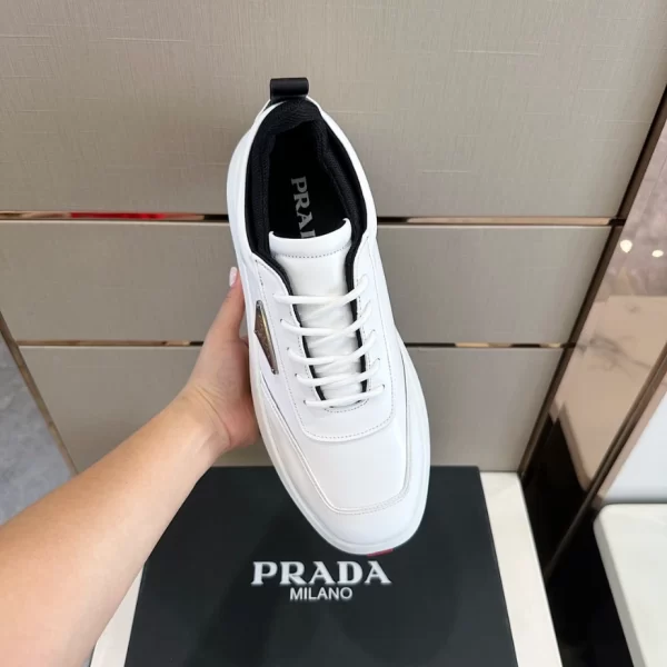 PRADA SNEAKERS - PRD072