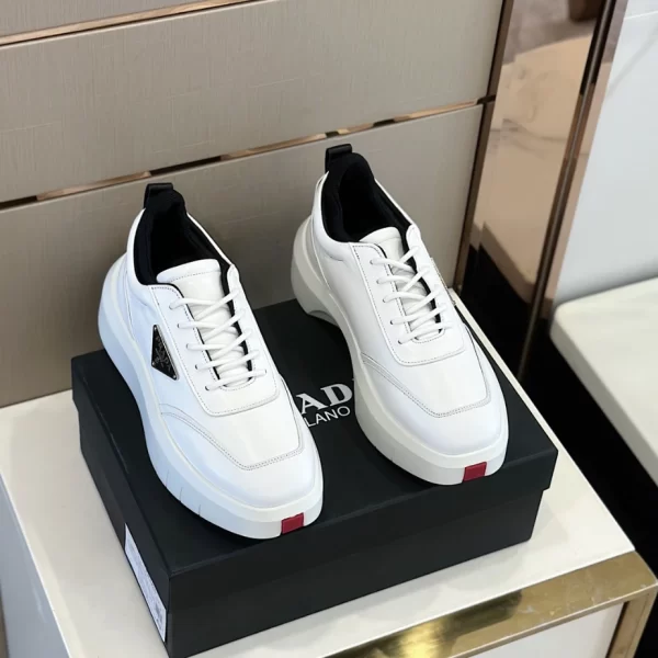 PRADA SNEAKERS - PRD072