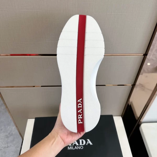 PRADA SNEAKERS - PRD072