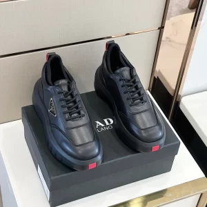 PRADA SNEAKERS - PRD073