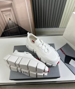 PRADA SNEAKERS - PRD074