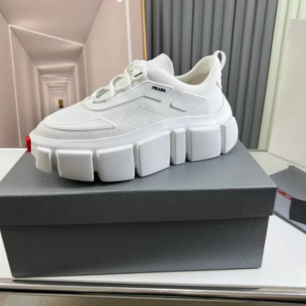 PRADA SNEAKERS - PRD074