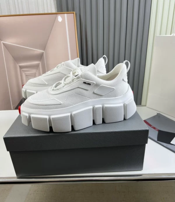 PRADA SNEAKERS - PRD074