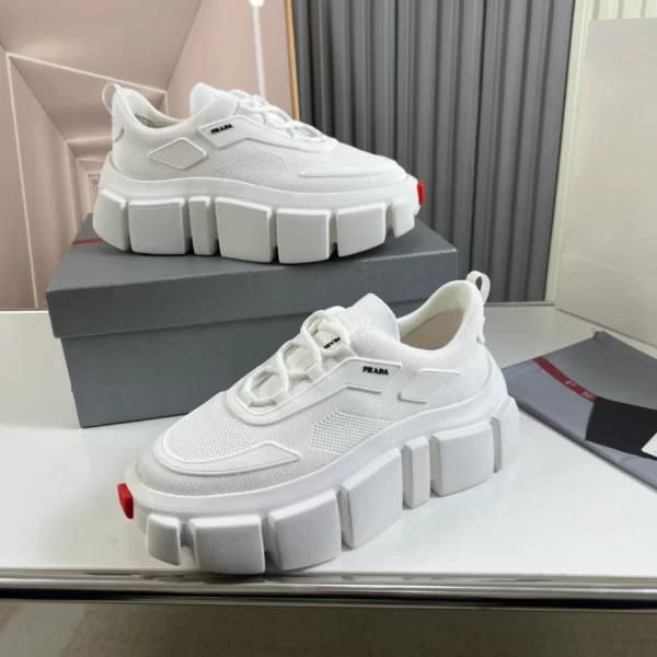 PRADA SNEAKERS - PRD074