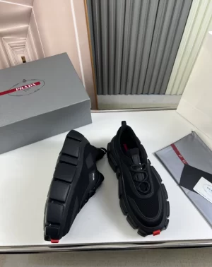 PRADA SNEAKERS - PRD075