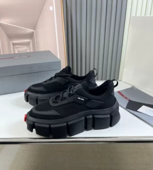 PRADA SNEAKERS - PRD075