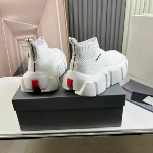 PRADA SNEAKERS - PRD076