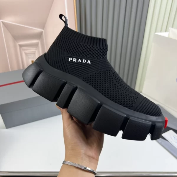 PRADA SNEAKERS - PRD078