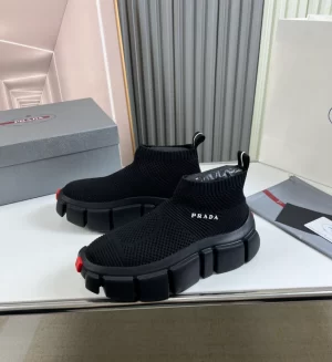 PRADA SNEAKERS - PRD078