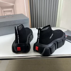 PRADA SNEAKERS - PRD078