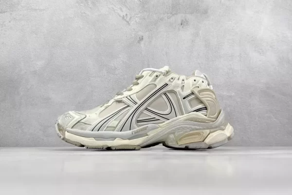 BALENCIAGA RUNNER SNEAKER IN BEIGE NYLON AND SUEDE-LIKE FABRIC - BB267