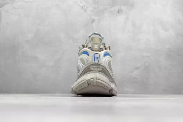 BALENCIAGA RUNNER SNEAKER IN TAUPEBLUE - BB264