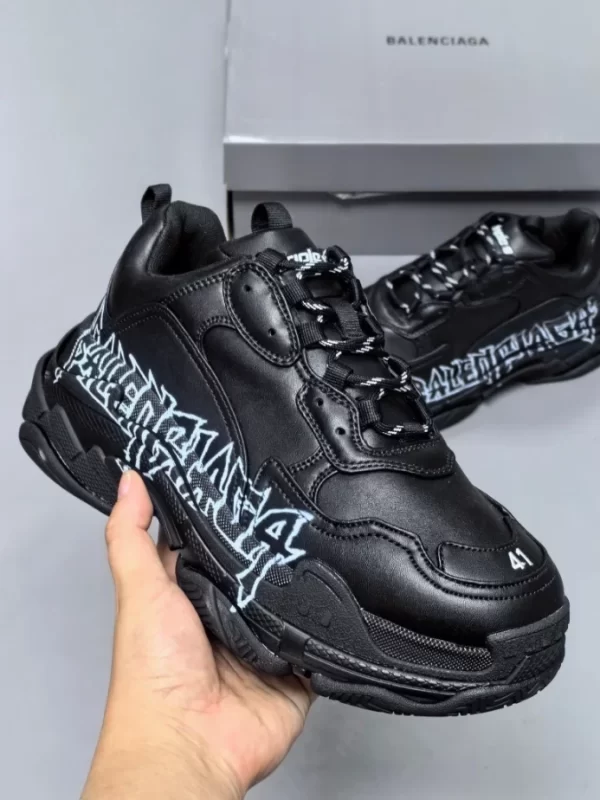 BALENCIAGA TRIPLE S SNEAKER IN BLACK AND WHITE DIY METAL ARTWORK PRINTED COWSKIN - BB270