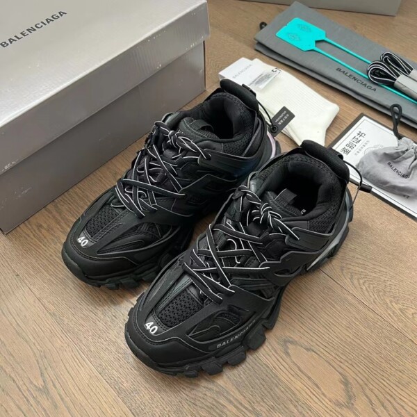 BALENCIAGA TRACK LED SNEAKER - BB279