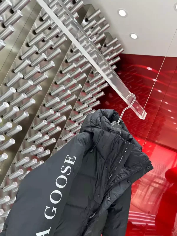 Canada Goose Parka - CG052