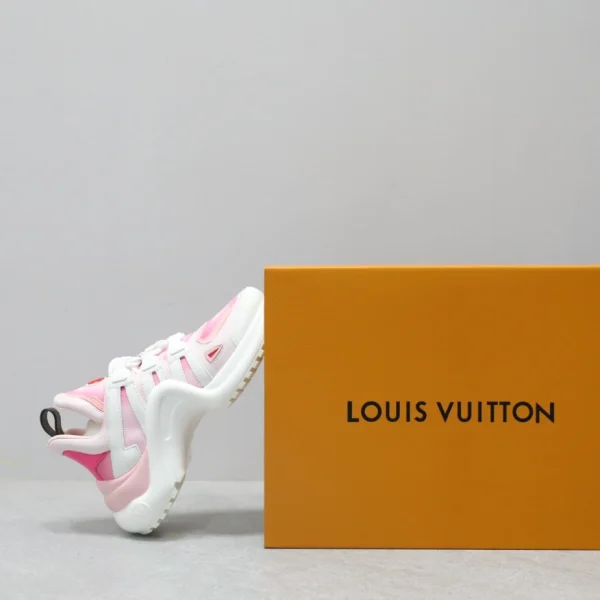 LV ARCHLIGHT SNEAKER – LSVM003