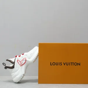 LV ARCHLIGHT SNEAKER – LSVM009