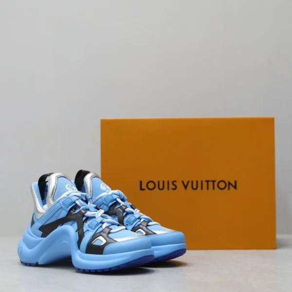 LV ARCHLIGHT SNEAKER – LSVM013